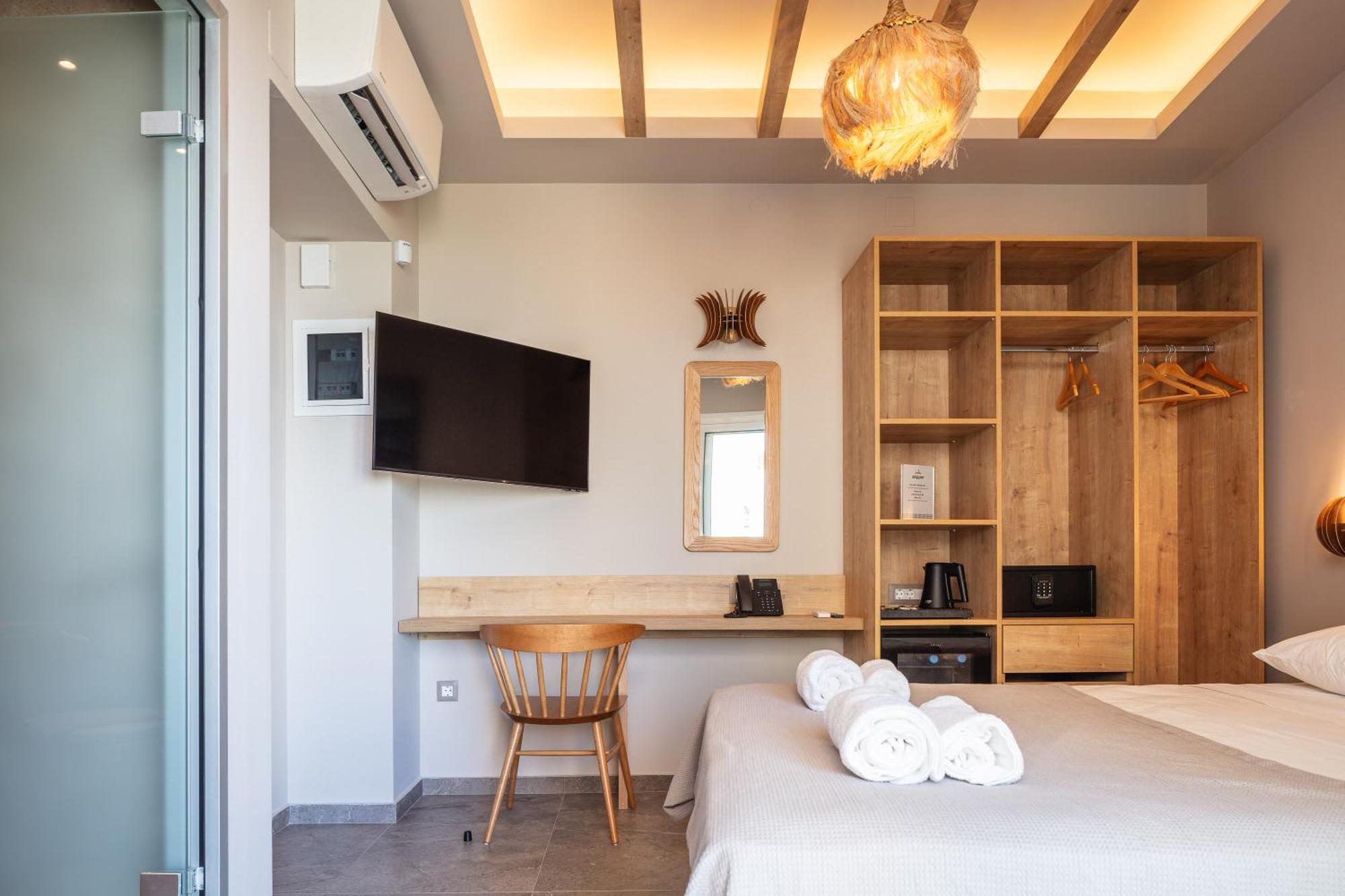 Skipper Beachfront Suites Hersonissos  Habitación foto