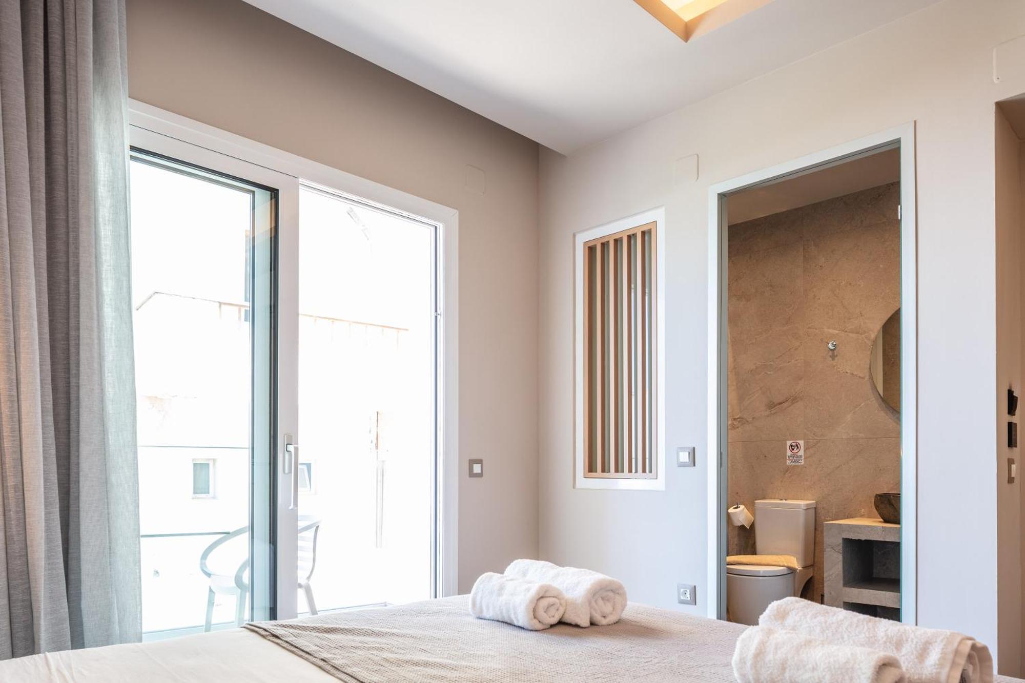Skipper Beachfront Suites Hersonissos  Habitación foto