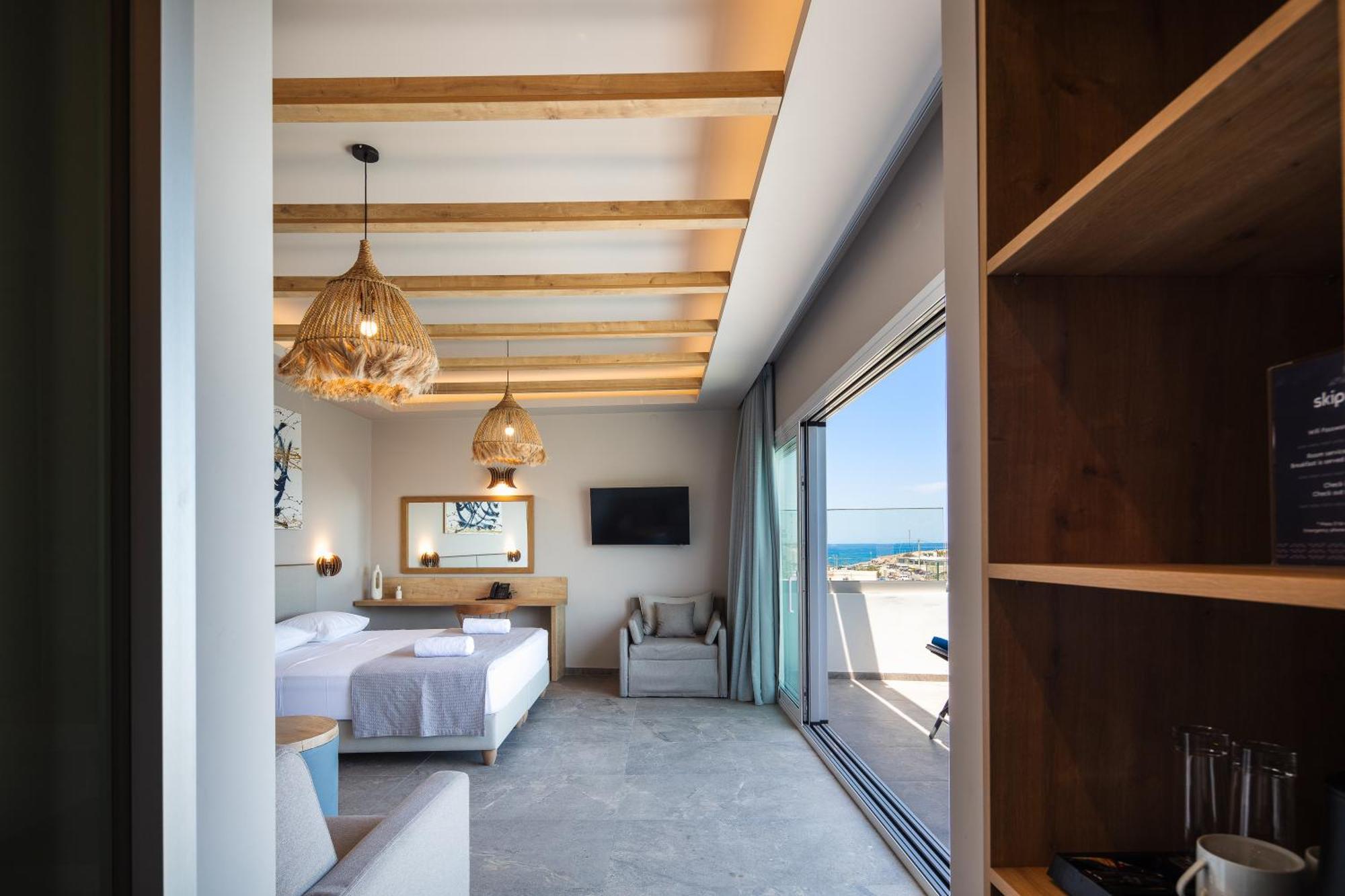 Skipper Beachfront Suites Hersonissos  Exterior foto